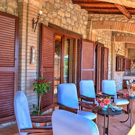 Вилла Amorosa House 9&1, Emma Villas *